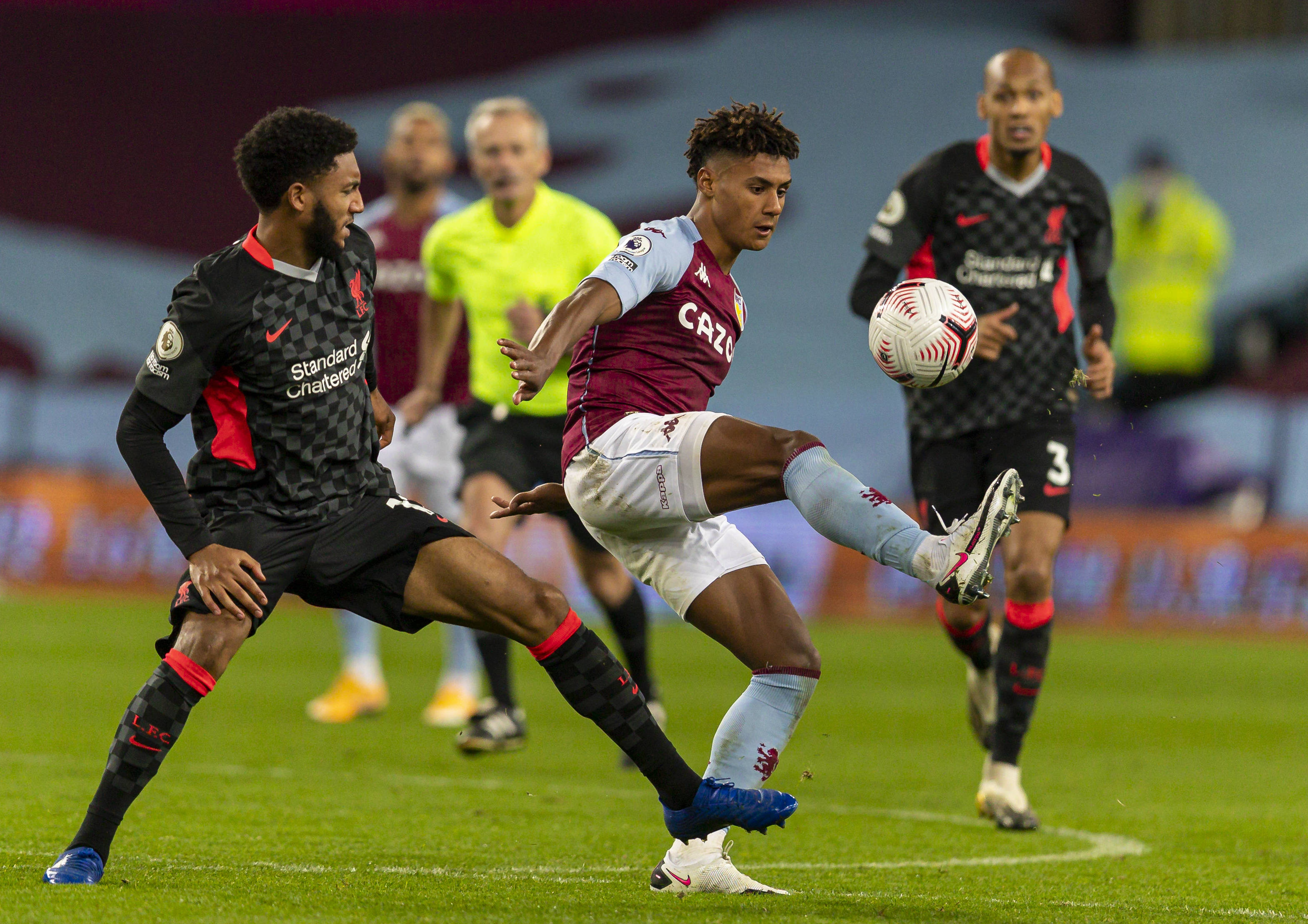 也因年輕球 也因年輕球